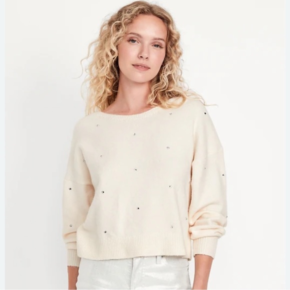 Old Navy Sweaters - 🔴 🎀 Host Pick 🎀 Embellished SoSoft Sweater